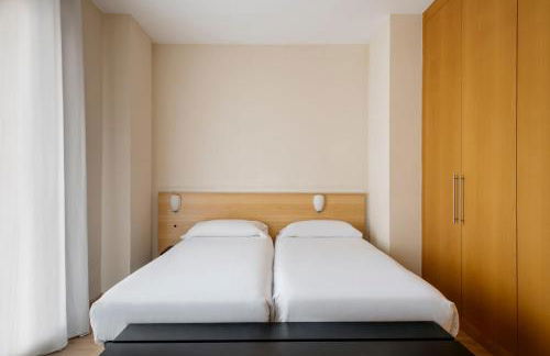 Villarroel Apartments Barcelona - Photo 23