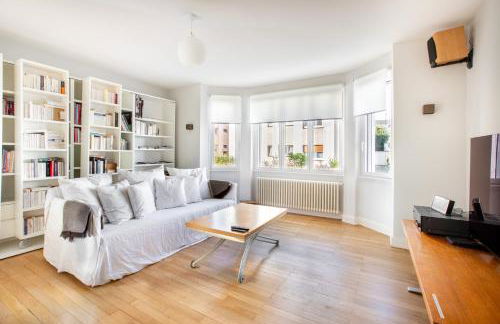 Le Majestic - Spacieux - Moderne - Proche centre - Terrasse - Foto 26