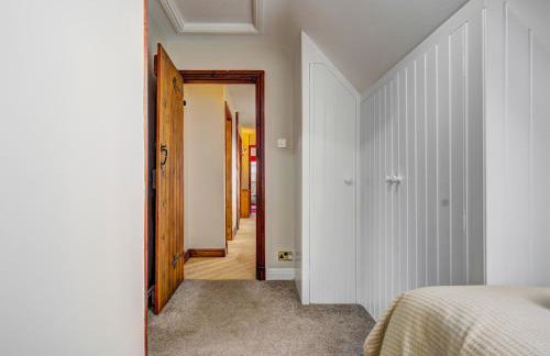 Historic 4 Bedroom Home in Dunham Massey - Pass the Keys - Foto 23