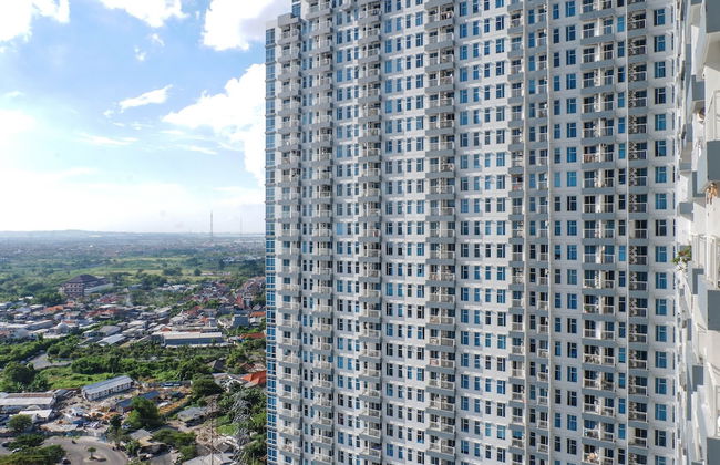 Best Studio Benson Apartment Connected to Pakuwon Mall next to Anderson - Photo 11