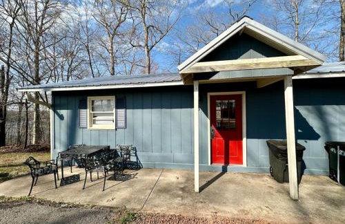 Cottage 15- Lees Ford Marina - Photo 1