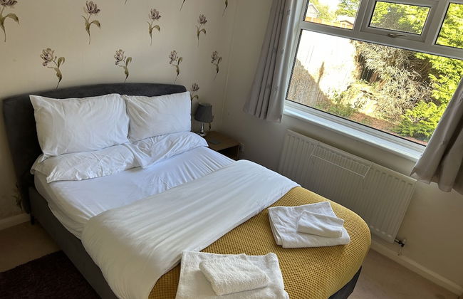 Spacious Detached Bungalow With Ample Parking - Foto 12