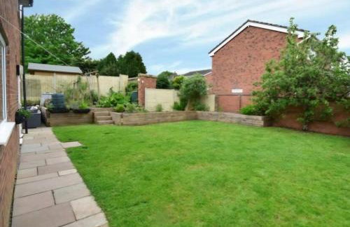 4 bedroom detached house - Foto 18