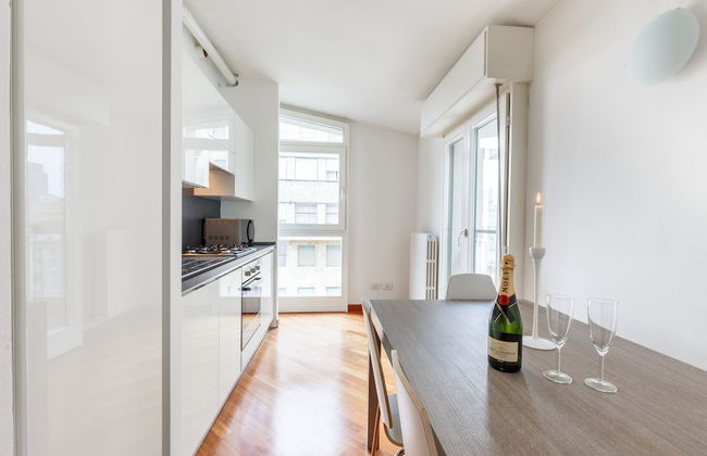 SuiteLowCost Corso Como - Photo 57