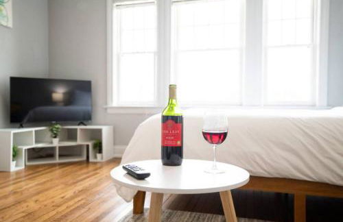 VIBES ON MAIN - Modern Chic Studio in Downtown - Foto 12