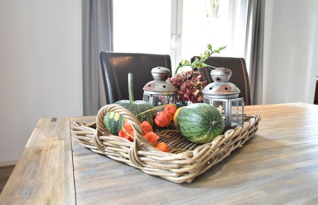 Alluring Holiday Home in Reutum-Weerselo with Hot Tub - Foto 27