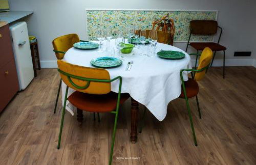 La maison Laborey, gite avec terrasse et piscine - Foto 14