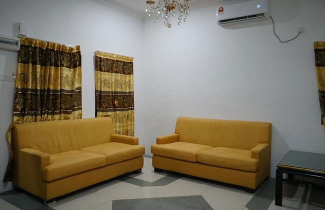 Mri Homestay Sg Buloh - 3 Br House Ground Floor With Centralised Private Pool - Foto 14