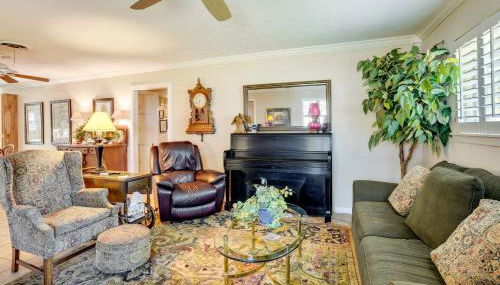 Lovely Bryan Home with Deck - 4 Mi to Kyle Field! - Foto 4