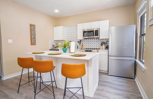 Modern Living 3br/2ba Close to Amazing Downtown - Photo 7