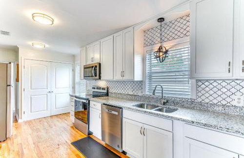 Pensacola Home with Covered Patio 1 Mi to Downtown! - Foto 7