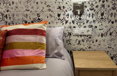 Stylish & Cozy 1BR Steps from Royal Palace | By Airnest - Photo 23