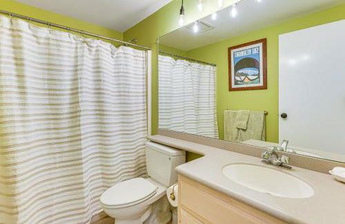 Walk to Ski Lift Spacious Condo in West Dover! - Photo 18