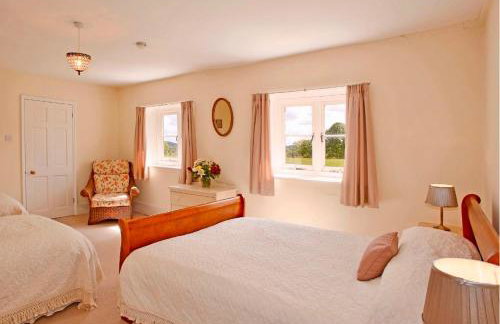 Newcourt Manor - Foto 33