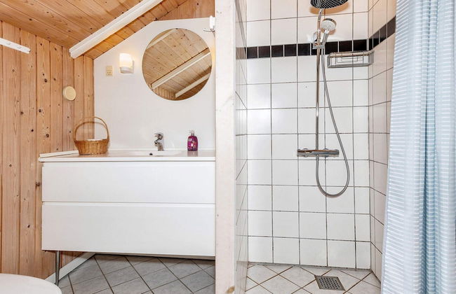 8 Person Holiday Home in Skals - Foto 10