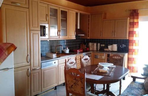 Mama Sofias House Cozy 2 Bedroom Apartment - Foto 35