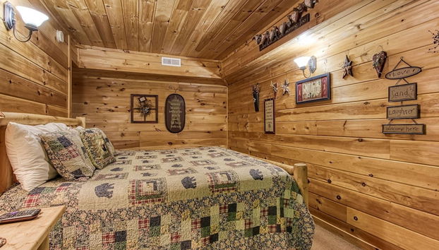 Mystic Mountain - Great Location! Close To All The Action! 2 Bedroom Cabin by RedAwning - Foto 5, Habitación