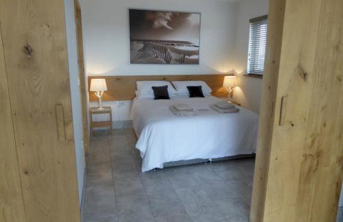 Pass the Keys Levante Coastal Cabin - Dungeness Sleeps 23 - Foto 2