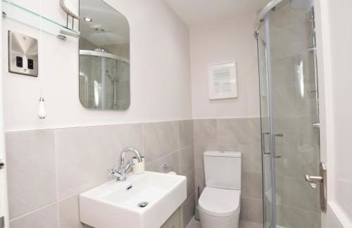 2 Bed in Appledore DECKH - Foto 12