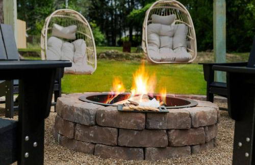 4-bedroom house in charming Oak Hill with WiFi, AC. Relax and enjoy - Foto 4