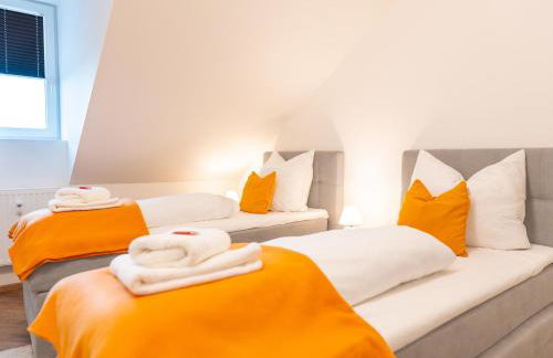 GreenTreeHomes - Penthouse Oak - Photo 16