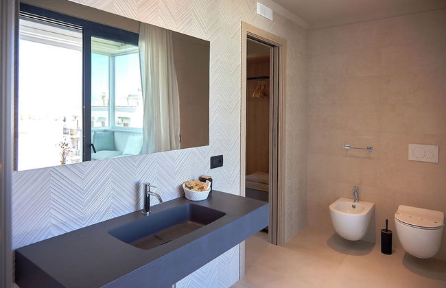 White Coast - Photo 53