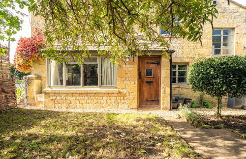 Beautiful 2 Bedroom Cottage in the Cotswolds - Photo 13