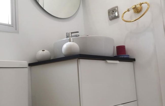 Fascinating & Luxurious Mountain & Pool View Apartment in Porto Banús - Photo 9