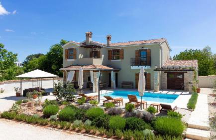 Wonderful villa Gracia Patricia with private pool by WiiBuk - Foto 16