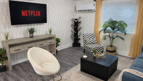 Private King Suite Near DC & Joint Base Andrews - Foto 2