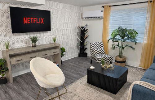 Private King Suite Near DC & Joint Base Andrews - Foto 2