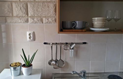 Small House Postup - Photo 19