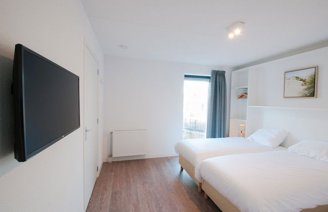 Villa Oesterdam Wellness 10 Persons - Photo 3