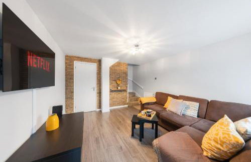 The Belvedere Stay - Free Parking, Spacious Garden, Super King Bed - Foto 29