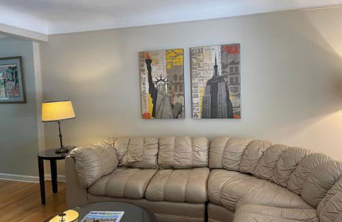 The Little Big House - Photo 8