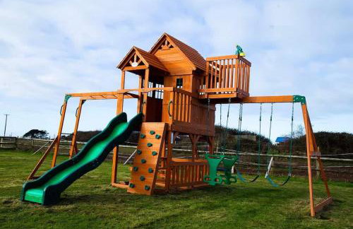 Devon House Hot Tub Sea Views & Family Fun - Foto 2