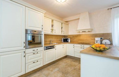 Beautiful Home In Turcic With Wifi - Foto 20