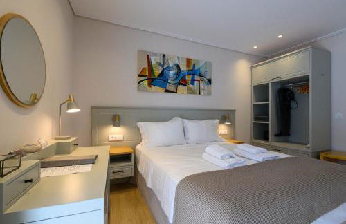 Kannas Mani Luxury Suites -Adults Friendly 14 Plus - Photo 68