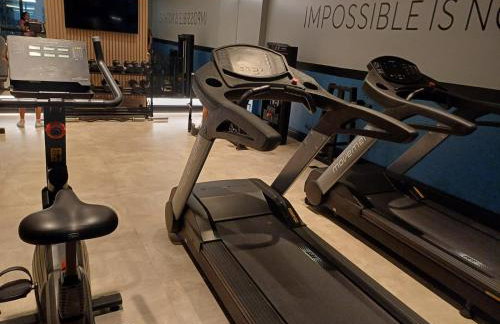 Apto em Itapema com acesso a piscinas,sendo uma aquecida e academia - Foto 42