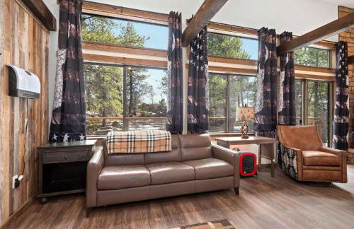 34 Acre Escape Games Hiking Pool Table Bicycles - Foto 46