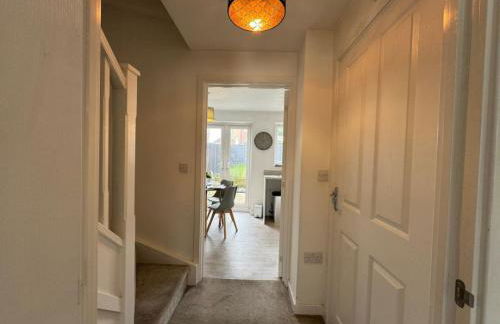 Bolehyde House, Sleeps 6, 3 Bedrooms, North Swindon location, Parking - Foto 12