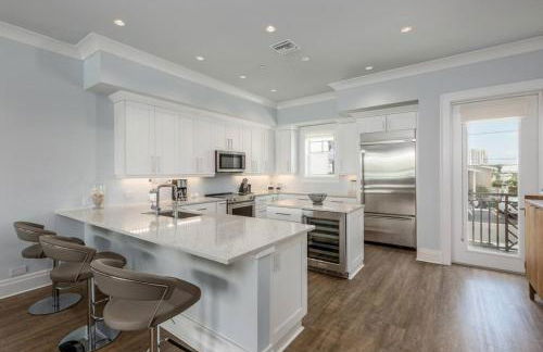 Waterfront Oasis 3 BR/4 beds~3 min walk to beach. - Foto 21