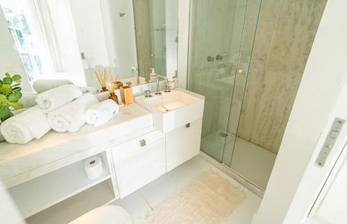 Unbelievable PH, Leblon! Amazing view and privacy! - Photo 28