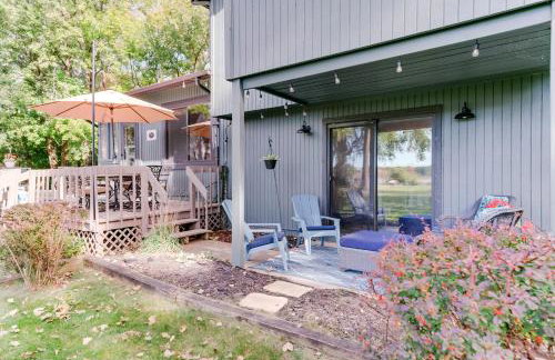Lakefront Retreat with Views and Decks and Fire Pit - Foto 24