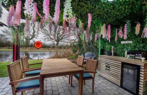 Rosewood Lodge With Hot Tub - Foto 23