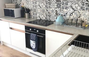 Beachfront with balcony 1st Floor apartment "The Beaches" - Photo 4