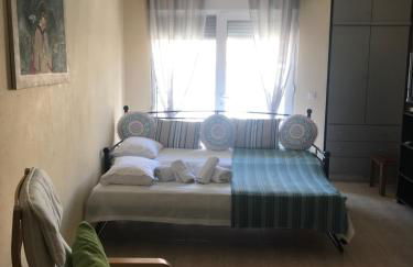 Melinas Home - Photo 4