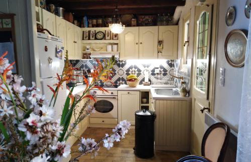 Aphrodite's Coast Retreat House! - Photo 42