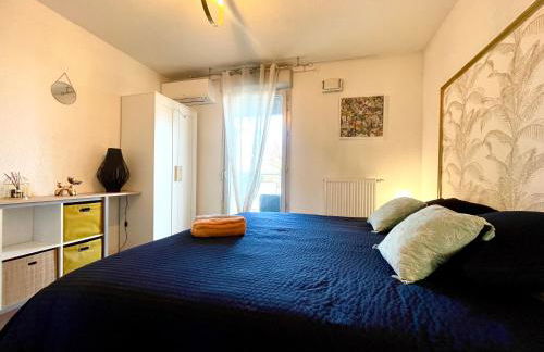 Bel Appart avec 2 chambres - Parking et Clim - Métro Argoulets - Photo 12