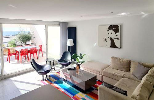 MAGNIFIQUE APPARTEMENT VUE MER - GRANDE TERRASSE ET PISCINE - Foto 5